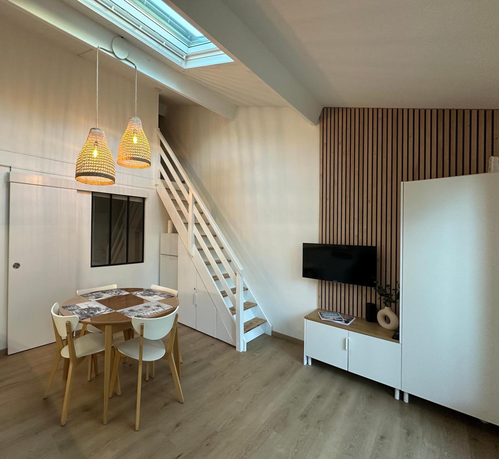 La Kozy - Maison Moderne, Mer, Foret, Piscine - Wifi Сен-Жан-де-Мон Экстерьер фото